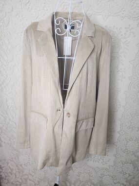 Evereve Buttery Soft Perforated Blazer